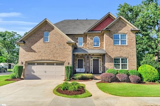 911 Devenger Rd, Greer, SC 29650