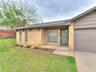 108 S 9th St, Chickasha, OK 73018