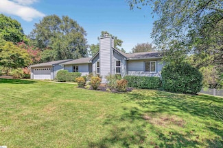 529 Woodland Cir, Pendleton, SC 29670