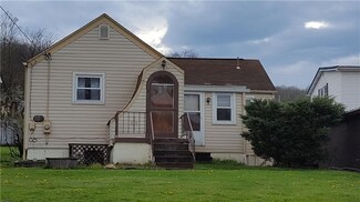 705 Plum Run Ave, Burgettstown, PA 15021