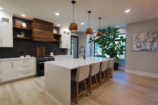 7540 Sophie's Way, Harbor Springs, MI 49740