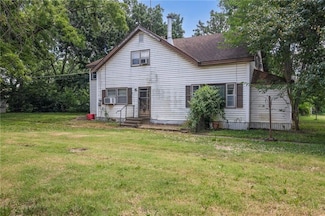 119 S Dane Rd, Williamsburg, KS 66095