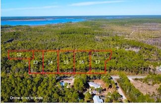 259 Twin Lakes Rd, Eastpoint, FL 32328