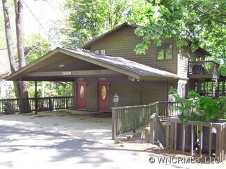 149 Kammerer Dr, Waynesville, NC 28785