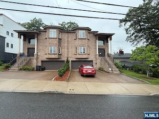2193 Jones Rd, Fort Lee, NJ 07024