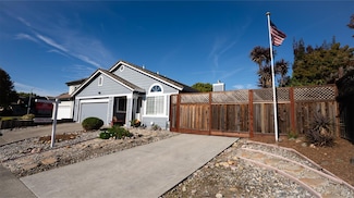 284 Flametree Cir, Windsor, CA 95492