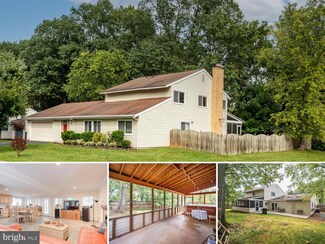 22 Middleton Ln, Sterling, VA 20164