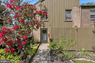 36 Fairway Rd, Reading, PA 19607