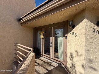 1832 N 52nd St Unit 205, Phoenix, AZ 85008