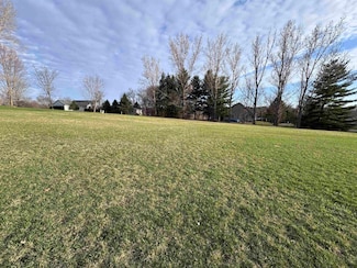 270 Wickshire Dr, Lake Summerset, IL 61019