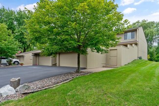 1535 Black Oaks Ln N, Plymouth, MN 55447