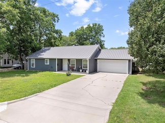 1115 Harris St NW, Ardmore, OK 73401