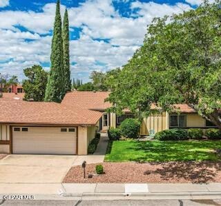 10655 Park View Cir, El Paso, TX 79935