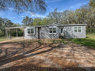 41545 Thomas Boat Landing Rd, Umatilla, FL 32784
