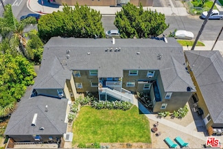 5551 Mammoth Ave, Los Angeles, CA 91401