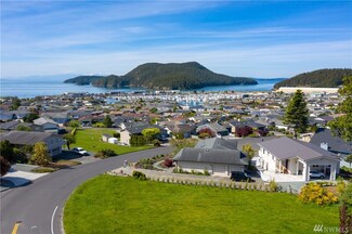 44 Sterling Dr, Anacortes, WA 98221