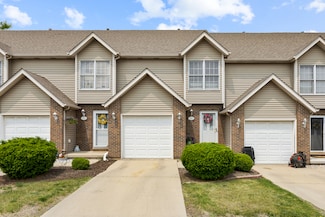 504 S Peace Rd, Sycamore, IL 60178