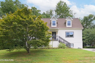 10932 Twin Harbour Dr, Knoxville, TN 37934