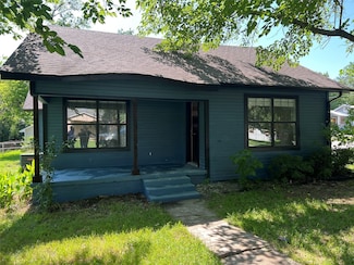215 N Morrow St, Blue Ridge, TX 75424