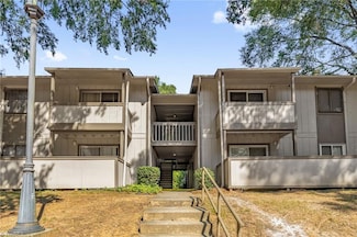 2235 Sunderland Rd Unit 105C, Winston Salem, NC 27103