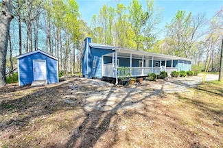 5955 Kemp Dr, Acworth, GA 30102