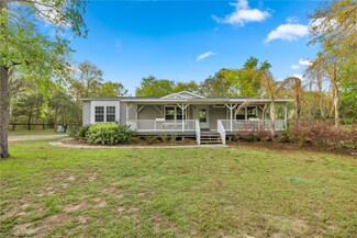 11590 SE 52nd St, Morriston, FL 32668