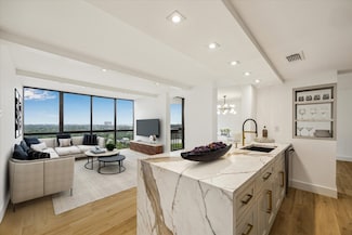 5001 Woodway Dr Unit 1806, Houston, TX 77056