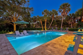 2641 Hyde Park St, Sarasota, FL 34239