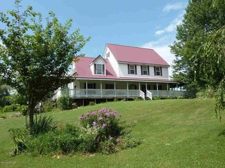 1122 Sunflower Rd, Meadows of Dan, VA 24120