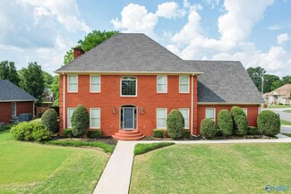 301 Woodfield St SW, Hartselle, AL 35640