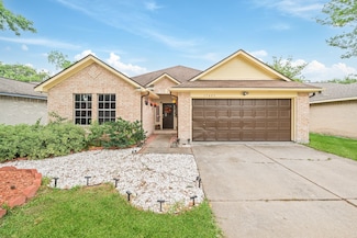 17023 Enchanted Cir W, Sugar Land, TX 77498