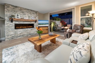 16520 Harbour Ln Unit 6, Huntington Beach, CA 92649