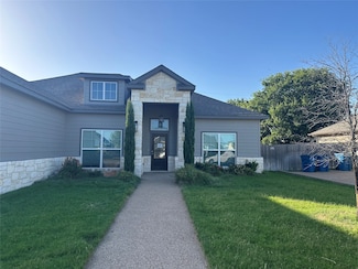 825 Day Star Dr, Hewitt, TX 76643