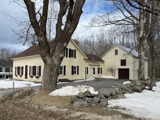 16 Middleton Rd, Wolfeboro, NH 03894