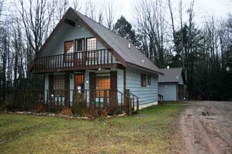 1636 Gingell Rd, Johannesburg, MI 49751