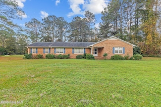 2519 Tower Hill Rd, Kinston, NC 28501