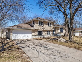 6516 74th Ave N, Brooklyn Park, MN 55428