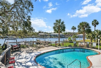 5164 S Swiftwater Way, Homosassa, FL 34448