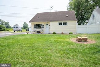 804 Winder Dr, Bristol, PA 19007