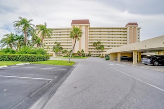 4750 Cove Cir Unit 706, Saint Petersburg, FL 33708