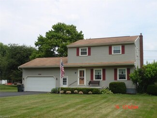 9679 Struthers Rd, New Middletown, OH 44442