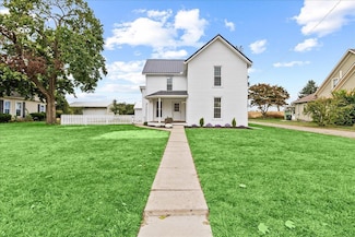 728 N Oakland St, Urbana, OH 43078