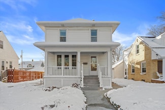 614 S Grand Ave, Waukesha, WI 53186