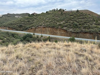 5643 E Chase Cir Unit 4, Lynx Mountain View Estates, AZ 86303