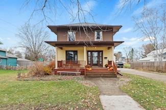 351 S Madison St, Evansville, WI 53536