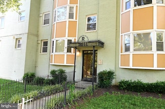 2841 Gainesville St SE Unit 103, Washington, DC 20020