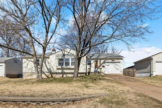 9325 Talbot Dr, Saint Louis, MO 63123