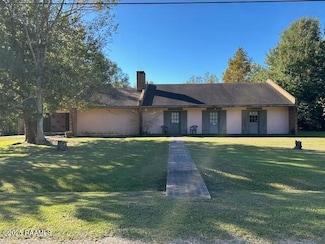 8133 Meadow Ln, Abbeville, LA 70510