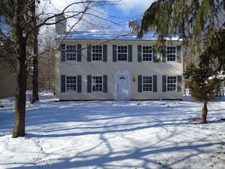 9753 Leland Terrace, Tobyhanna, PA 18466