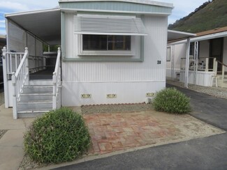 34 Mobile Ln Unit 34, Oak View, CA 93022